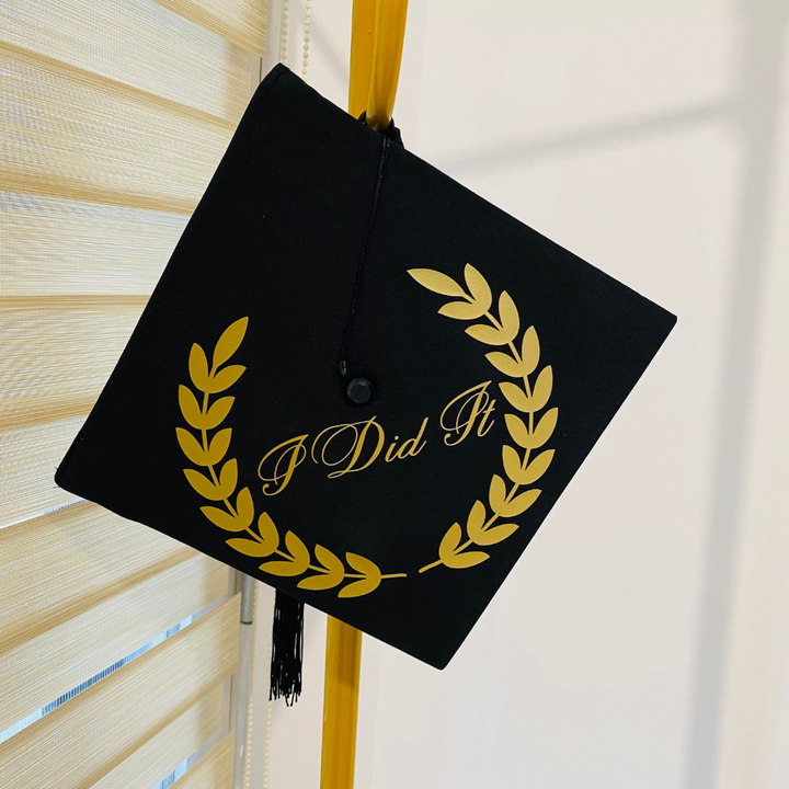 قبعة التخرج -Ola-