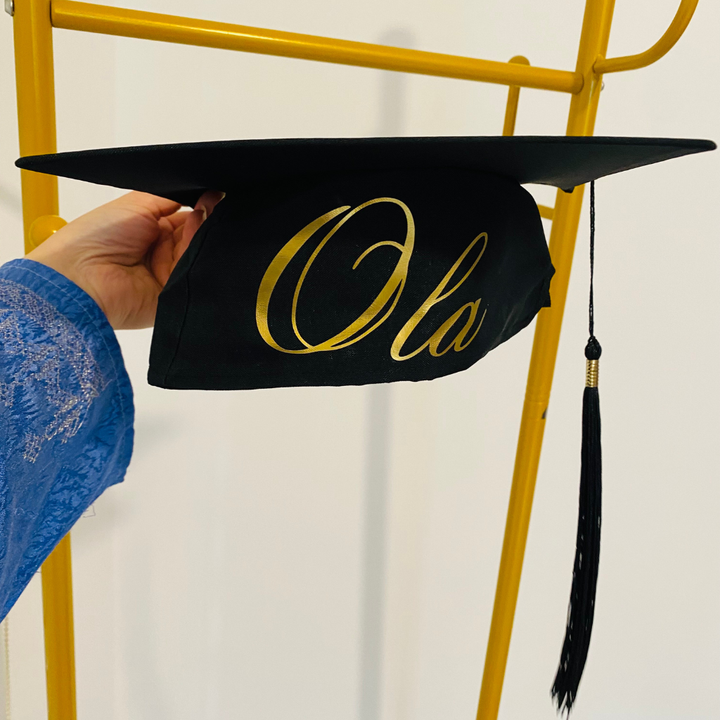 قبعة التخرج -Ola-